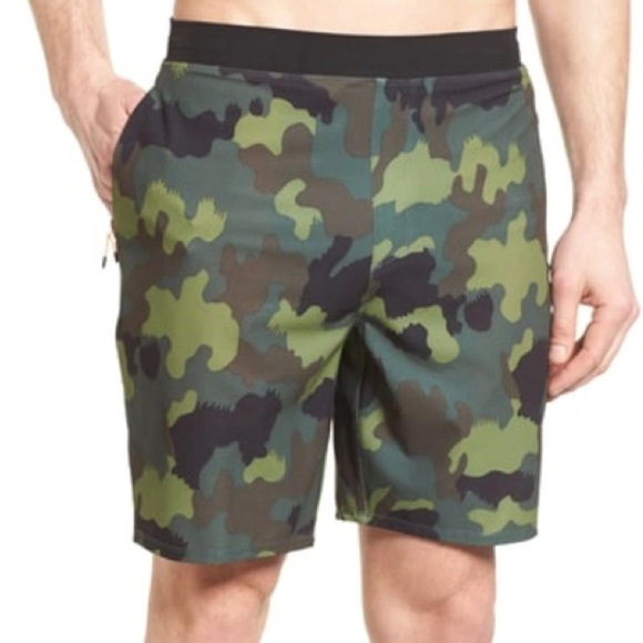 Hurley Other - Hurley Alpha Trainer Plus Threat Training Boardwalk Shorts in Camouflage Size S